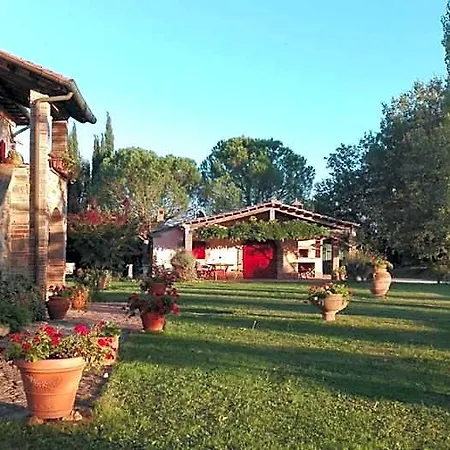Podere La Vecchia Fornace Aparthotel 3*